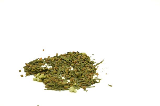 图为根脉茶与烤米茶混合制成的健康饮品。图片下载