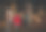 小女孩们在后院玩耍图片下载