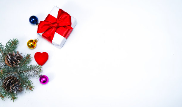 圣诞快乐和节日快乐贺卡，框架，横幅。新年。诺埃尔。圣诞装饰品和礼物的光背景图片下载