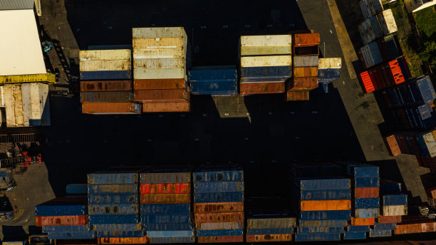 里斯本货运集装箱的航拍图片图片下载