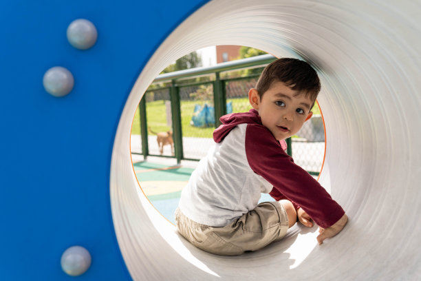 孩子笑的肖像图片下载