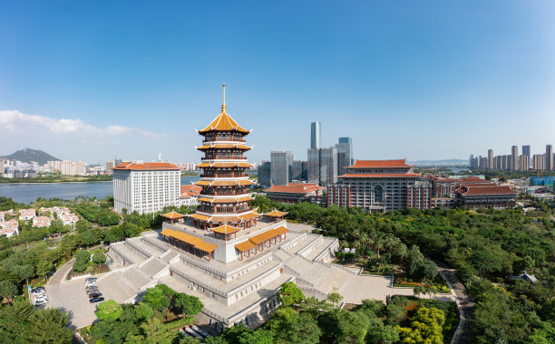 城市宝塔和现代建筑图片下载