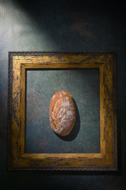 自制酵母黑麦面包在框架内图片下载