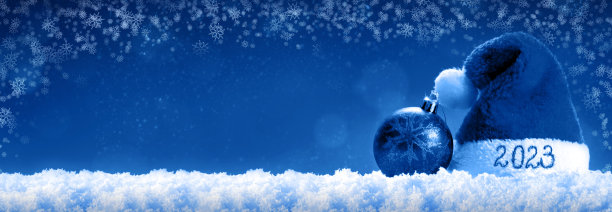 圣诞背景蓝色圣诞帽，2023年新年图片下载