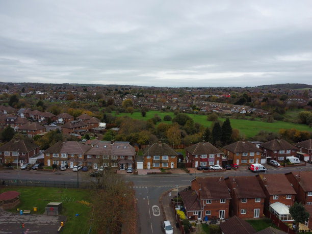 英国城镇和住宅的高角度视图图片下载