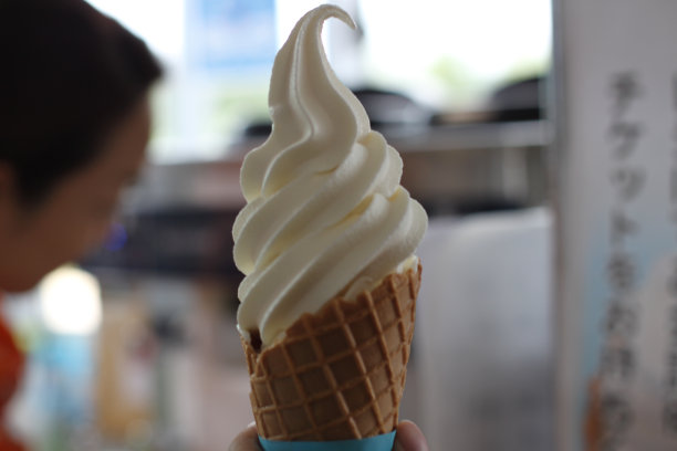 现制香草冰淇淋图片下载