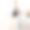 芭蕾舞表演，舞蹈训练，创意班的美腿女，在学校对着镜子检查脚，在工作室跳舞。芭蕾舞学生在排队伸展身体锻炼图片下载
