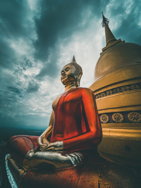 泰国甲米虎穴寺的鸟瞰图图片下载