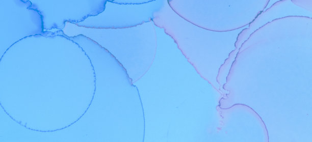 抽象的蓝色壁纸，涂有酒精墨水。图片下载