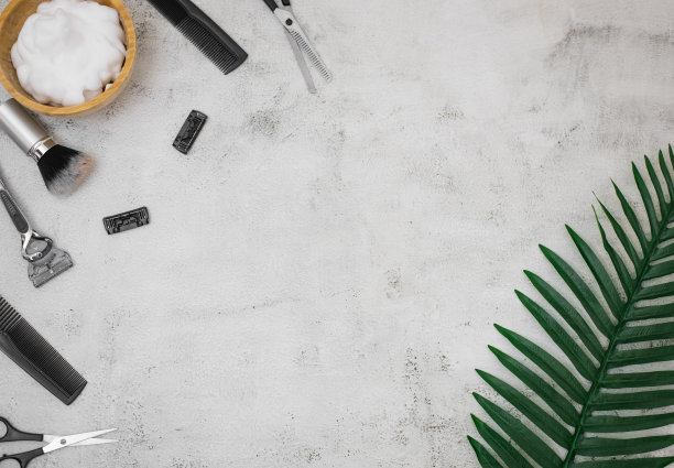 一套剃须用品。图片下载