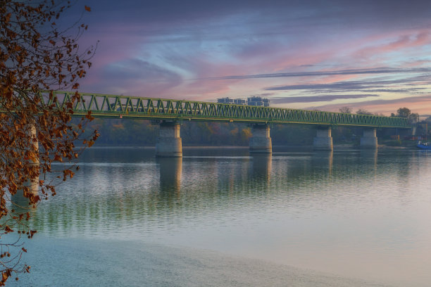 多瑙河的早晨图片下载