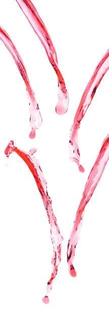 空气中溅出的红色果汁。水红番茄从天而降，净化干净自然。酒形形式的水泼流庆祝白色背景孤立图片下载