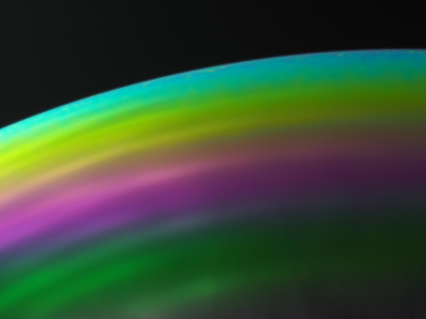 神奇的肥皂泡似乎是我们星球的神奇颜色图片下载