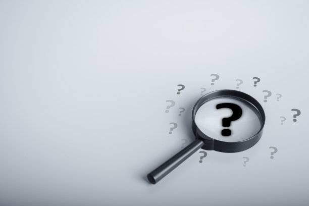 放大镜和问号符号图标。问题和根本原因分析的概念。复制背景或文本的空间。图片下载