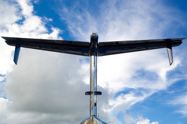 从下面看飞机图片下载