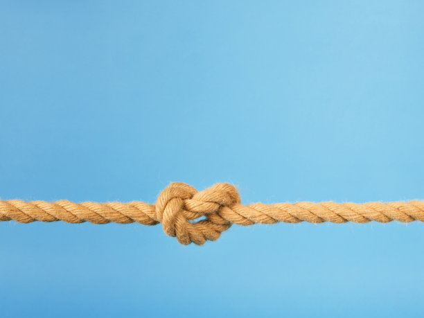 打结绳作为团队合作图片下载