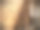 不锈钢厨刀在橡木砧板上的特写图片下载