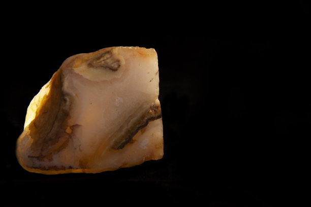 美丽的珍贵矿物的自然形式-水晶玛瑙，多金属，碧玉，晶洞和其他。图片下载