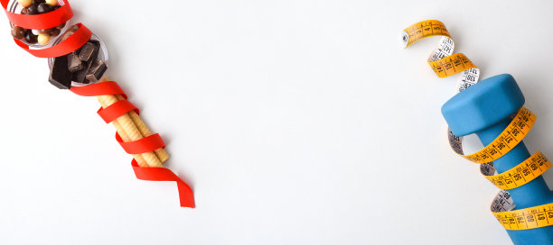 不健康的习惯和健康的习惯比较孤立在白色的桌子上图片下载