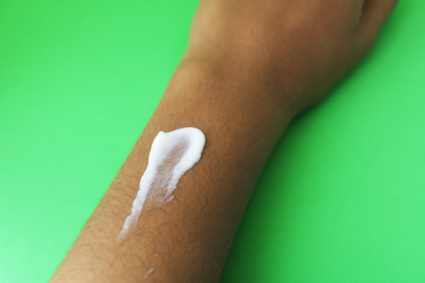 一滴手的身体。图片下载