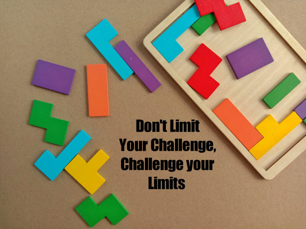 励志语录：不要限制你的挑战，挑战你的极限图片下载