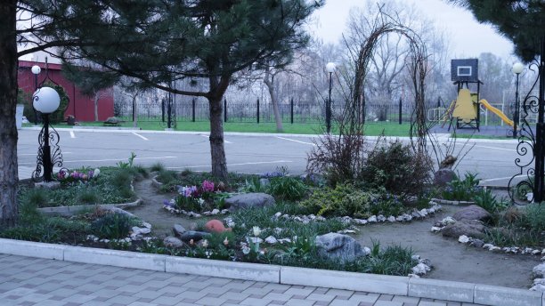 春季公园的景观美化图片下载