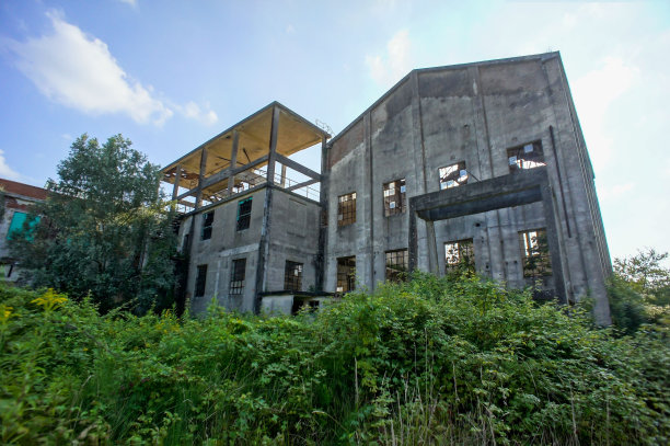 意大利威尼托的废弃旧工业厂房图片下载