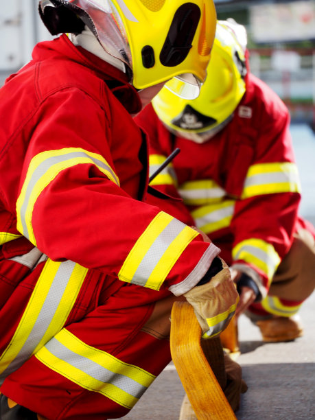 消防部门和应急小组图片下载