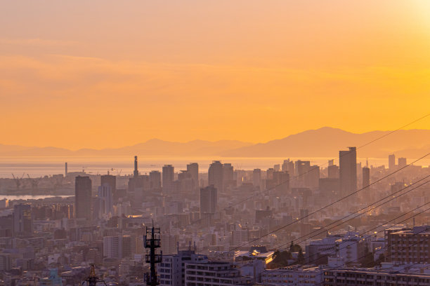 黄昏的城市风光图片下载