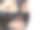 脸上戴着黑色面膜的女子图片下载