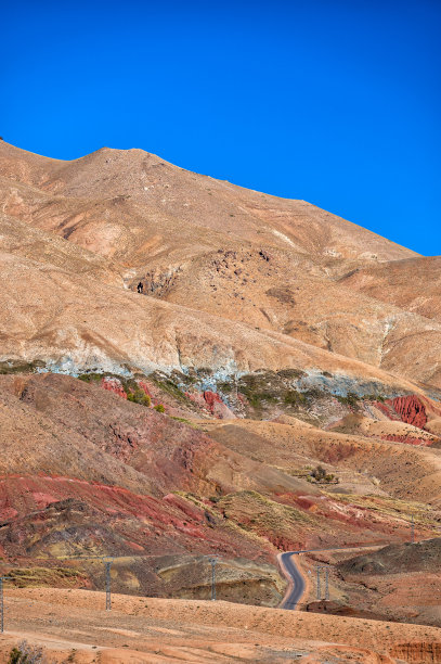 摩洛哥高阿特拉斯山脉的多彩风景。图片下载