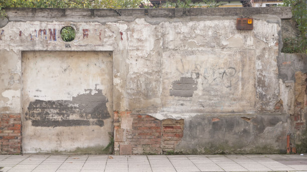 城市外立面被毁坏的旧墙图片下载