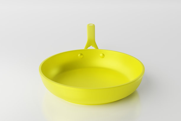 白色背景上的黄色煎锅。图片下载