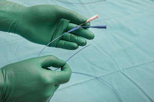 冠状动脉成像导管。双腔导管。冠状动脉造影显示微导管导丝。图片下载