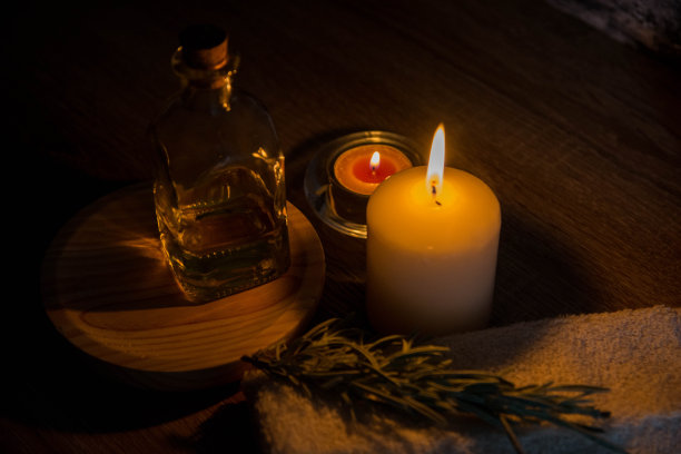 天然精油水疗美容。-库存照片，概念。图片下载