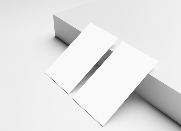 两张空白名片模板在讲台上图片下载