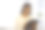 年轻女子正在公共场所网上学习。图片下载