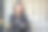 快乐的亚洲女商人在咖啡馆工作，使用笔记本电脑，思考网上业务图片下载