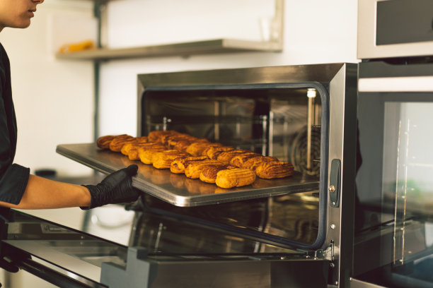 制作泡芙的过程图片下载