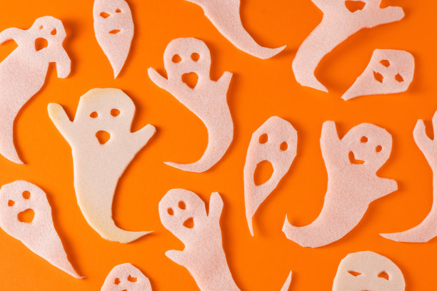 白色幽灵为万圣节制作。图片下载