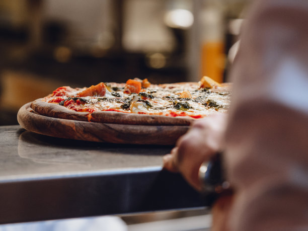 橡木烤披萨图片下载