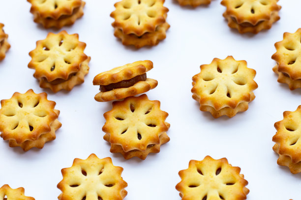 菠萝饼干孤立的白色背景。图片下载