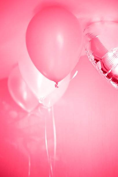 2023年的气球，洋红色万岁。很好的设计背景图片下载