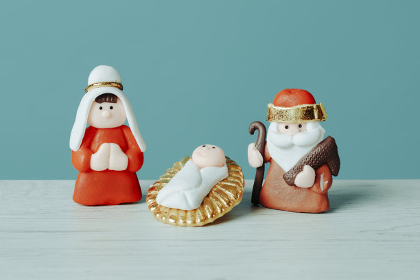 对神圣家庭的幼稚描绘图片下载