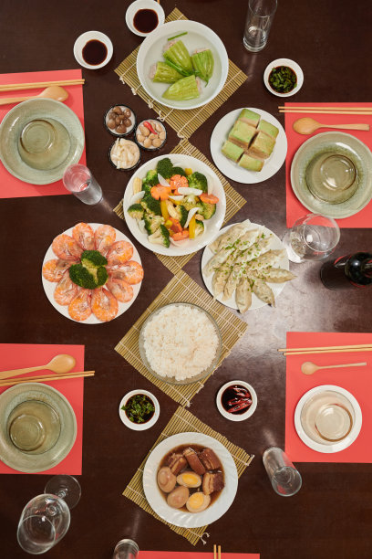 春节的传统菜肴图片下载