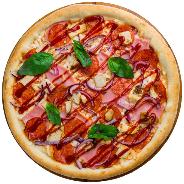 比萨与肉和烧烤酱和罗勒顶部视图孤立的白色背景图片下载