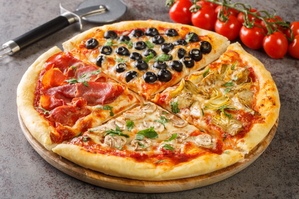 四季披萨分为四个部分，每个部分代表一个不同季节的特写。水平图片下载