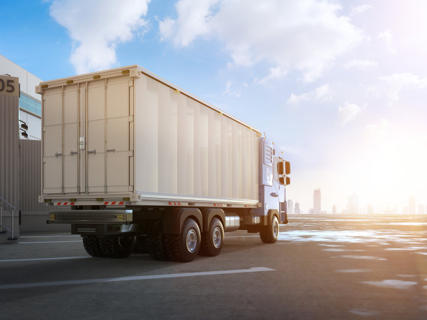 仓库的物流拖车或卡车组图片下载