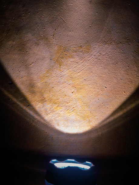 墙上的强光图片下载