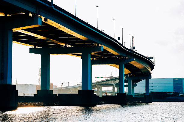 现代桥梁艺术与设计-01图片下载